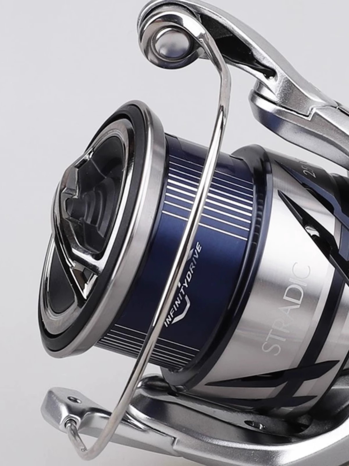 SHIMANO 23 STRADIC Kołowrotek  – Daiwa Reel Bg recenzja i cena